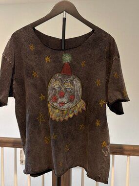 Hand painted Glad Rags graphic tee with clown graphic and stars